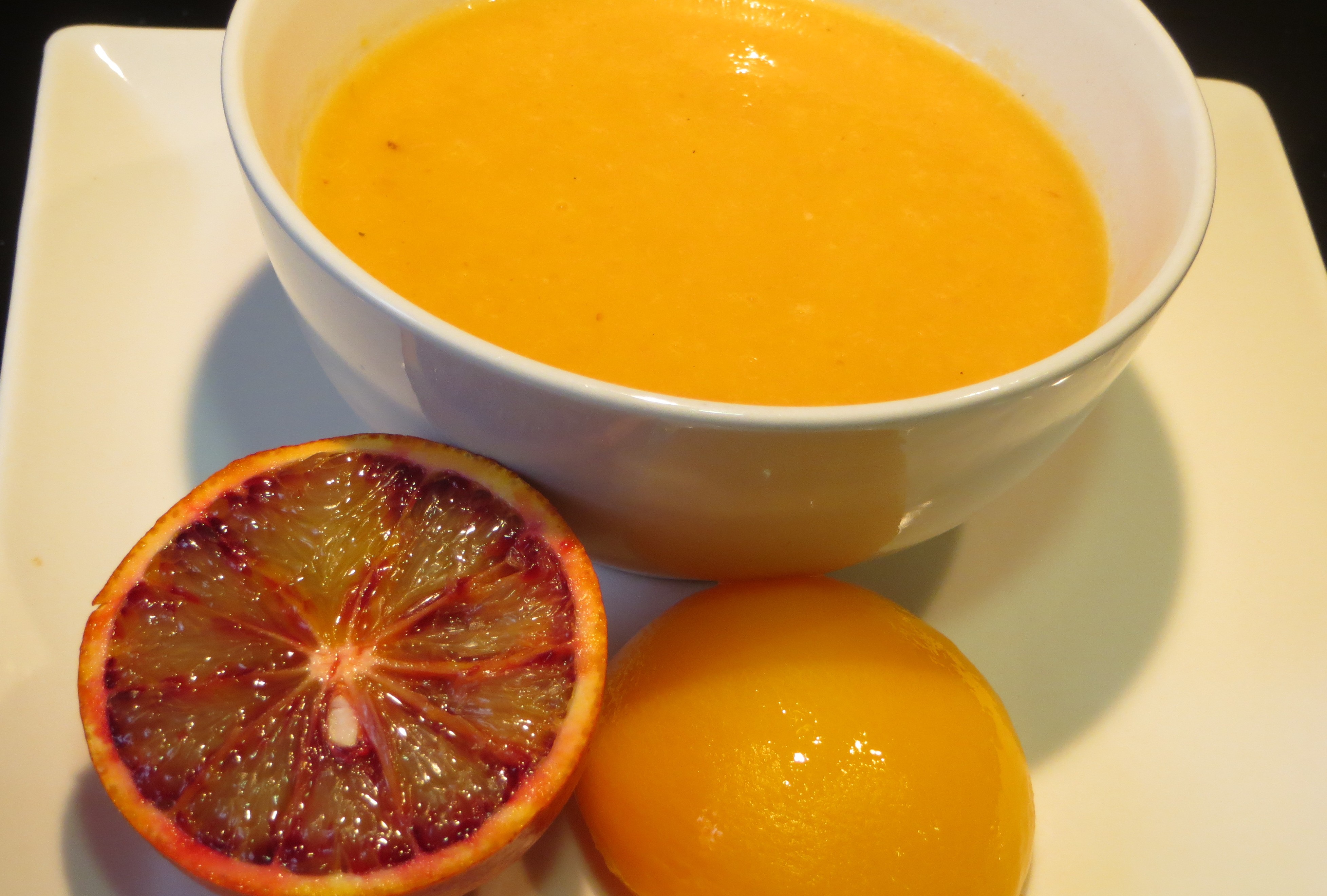 salsa de melocotón y naranja sanguina