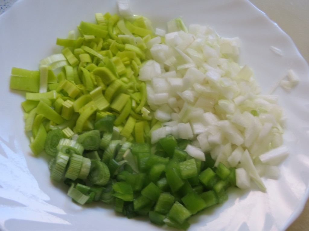 verduras peladas, limpias y  cortadas