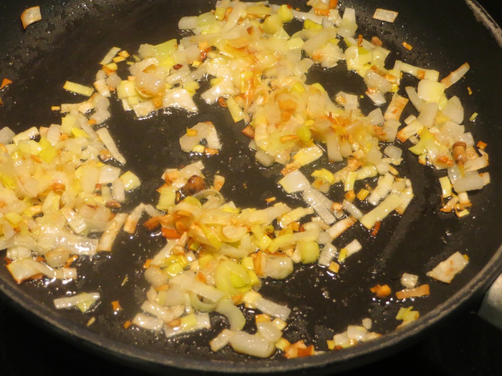 ajos, puerro y cebolla acabados de pochar