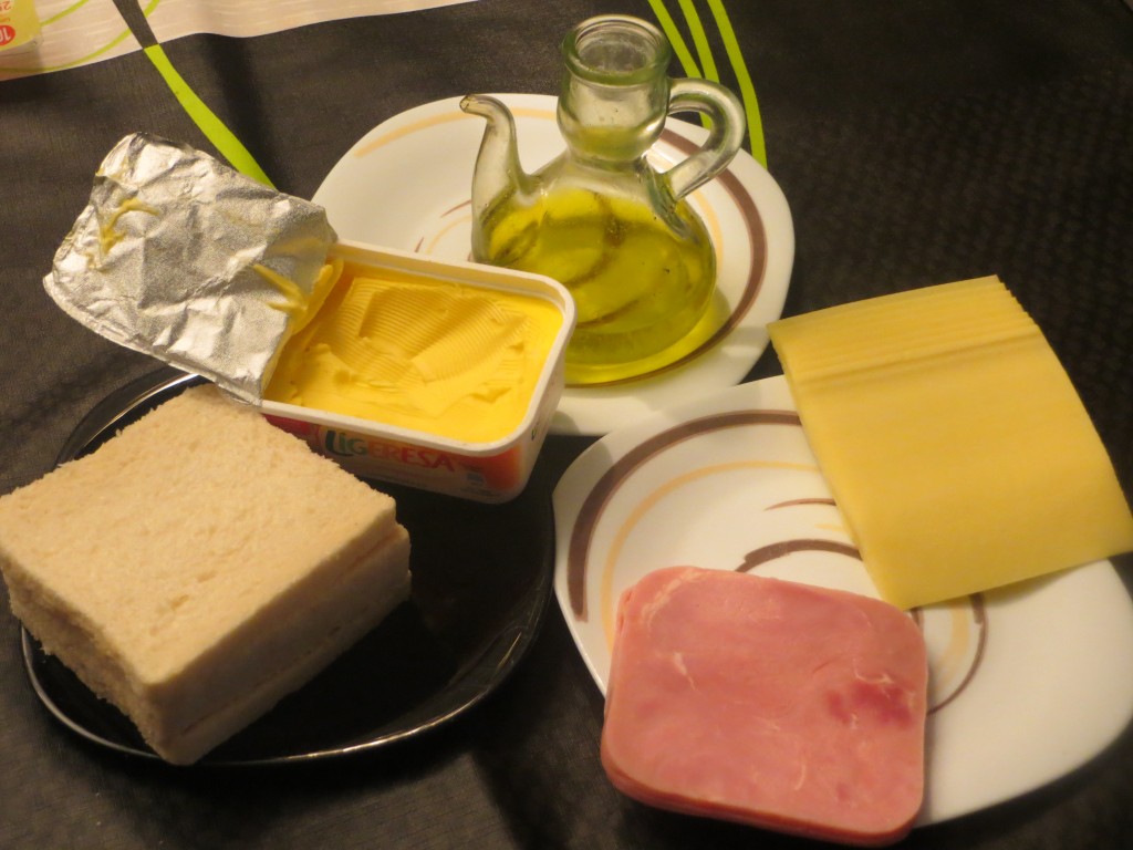 ingredientes emparedado de jamón york y queso