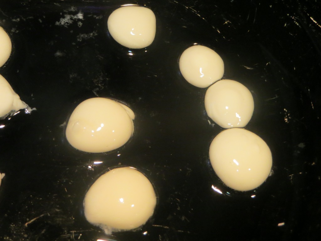 esferas de yogur después del aclarado con agua